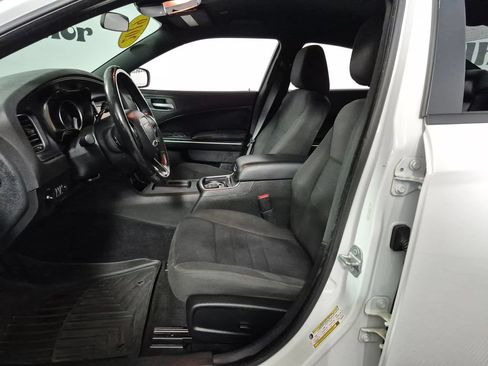 Used 2019 Dodge Charger Police w/ Street Appearance Group AWD/4WD image 9