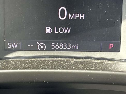 Used 2023 Chevrolet Blazer LT FWD image 19