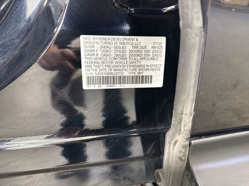Certified 2024 Acura MDX SH-AWD w/ Technology Package image 39