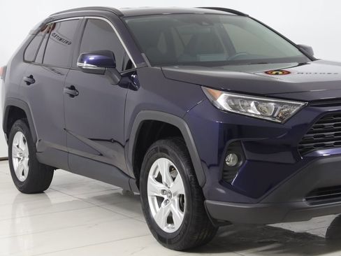 Used 2021 Toyota RAV4 XLE image 33