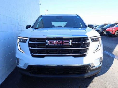 New 2026 GMC Acadia Elevation image 2