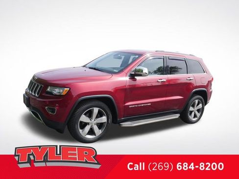 Used 2015 Jeep Grand Cherokee Limited w/ Luxury Group II AWD/4WD image 3