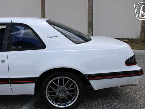 Used 1988 Ford Thunderbird RWD image 31