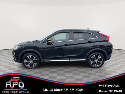 Used 2019 Mitsubishi Eclipse Cross SE image 2