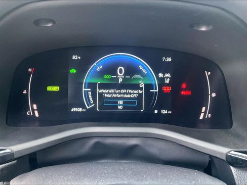 Used 2025 Toyota Camry LE w/ Convenience Package FWD image 25