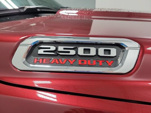 Used 2024 RAM 2500 Limited w/ Towing Technology Group AWD/4WD image 30