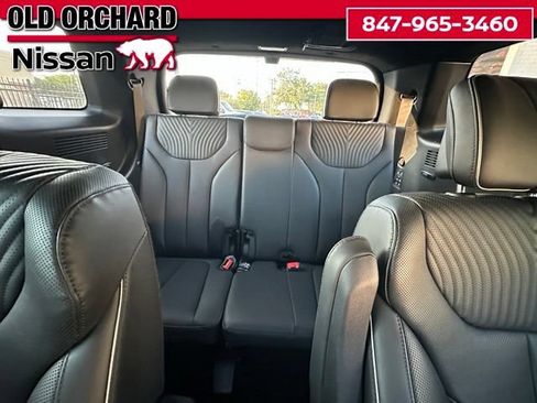 Used 2025 Hyundai Palisade Calligraphy AWD/4WD image 14