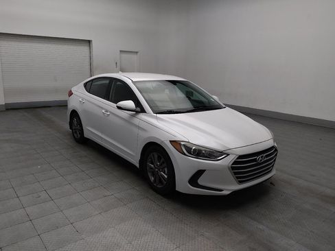 Used 2018 Hyundai Elantra SEL image 13