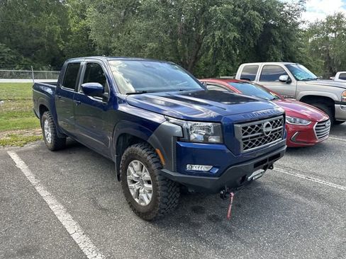 Used 2023 Nissan Frontier SV w/ SV Convenience Package AWD/4WD image 2