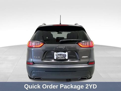 Used 2019 Jeep Cherokee Latitude Plus w/ Cold Weather Group AWD/4WD image 9