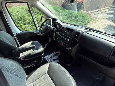 Used 2017 RAM ProMaster 2500 FWD image 22