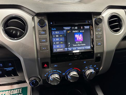 Used 2018 Toyota Tundra SR5 w/ SR5 Upgrade Package image 19