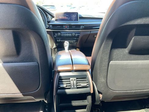 Used 2017 BMW X5 xDrive40e image 29