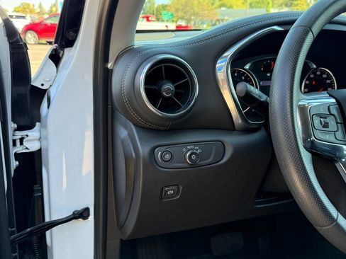 Certified 2023 Chevrolet Blazer LT image 15