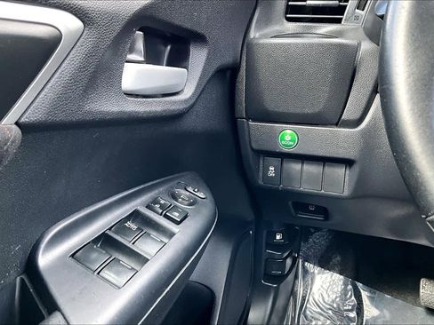 Used 2020 Honda Fit Sport image 30