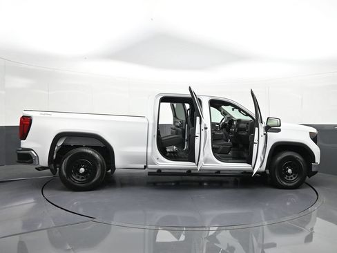 Used 2024 GMC Sierra 1500 Pro w/ Pro Value Package AWD/4WD image 39