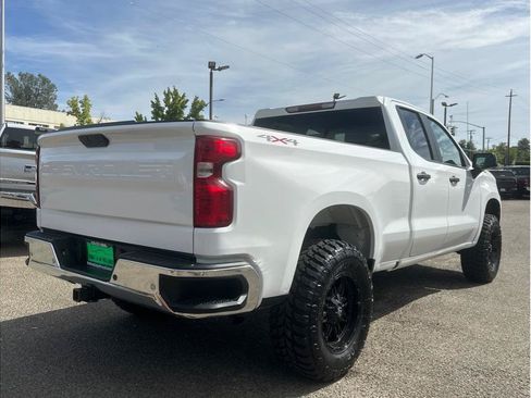 Used 2021 Chevrolet Silverado 1500 W/T w/ WT Value Package AWD/4WD image 8