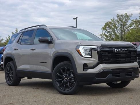 New 2026 GMC Terrain Elevation w/ Elevation Premium Package image 2