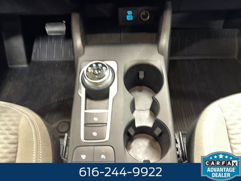 Used 2022 Ford Escape SE w/ Cold Weather Package image 16