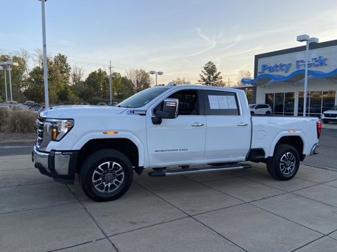 Used 2024 GMC Sierra 2500 SLT w/ Texas SLT Premium Package image 5