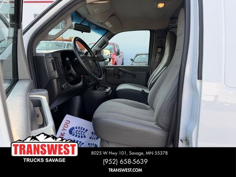 Used 2021 Chevrolet Express 2500 w/ Driver Convenience Package image 11