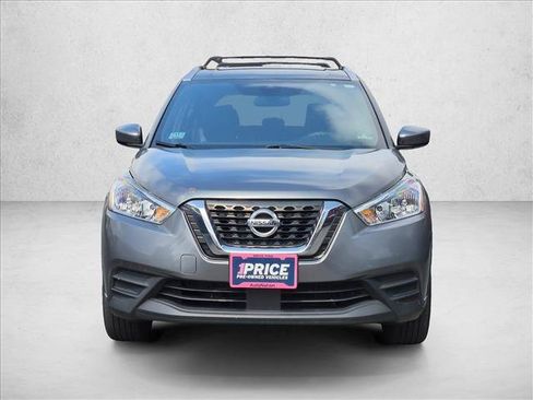 Used 2020 Nissan Kicks SV FWD image 3