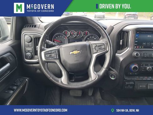 Used 2022 Chevrolet Silverado 1500 LT AWD/4WD image 16