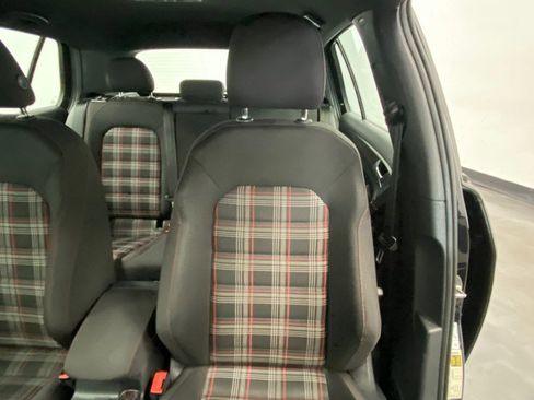 Used 2020 Volkswagen GTI S image 21