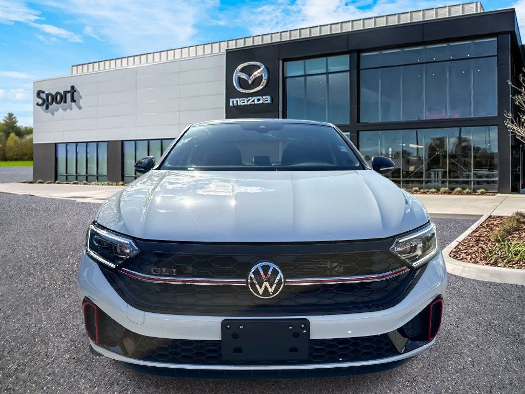Used 2024 Volkswagen Jetta GLI Autobahn FWD image 9