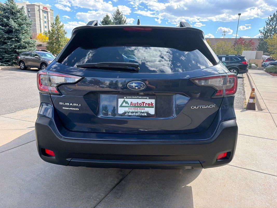 Used 2023 Subaru Outback Premium AWD/4WD image 7