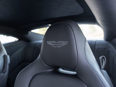 Used 2026 Aston Martin DB12 Coupe RWD image 29