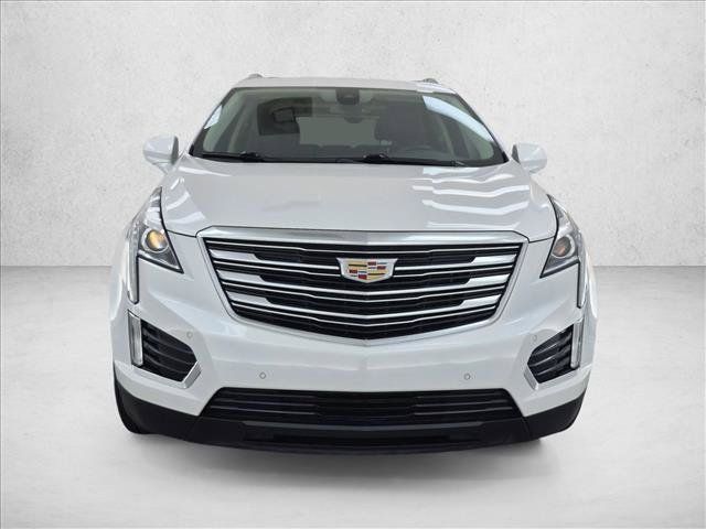 Used 2017 Cadillac XT5 Luxury w/ Driver Awareness Package FWD image 2