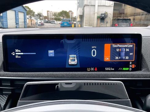 Used 2025 Ford Mustang Mach-E Premium image 25