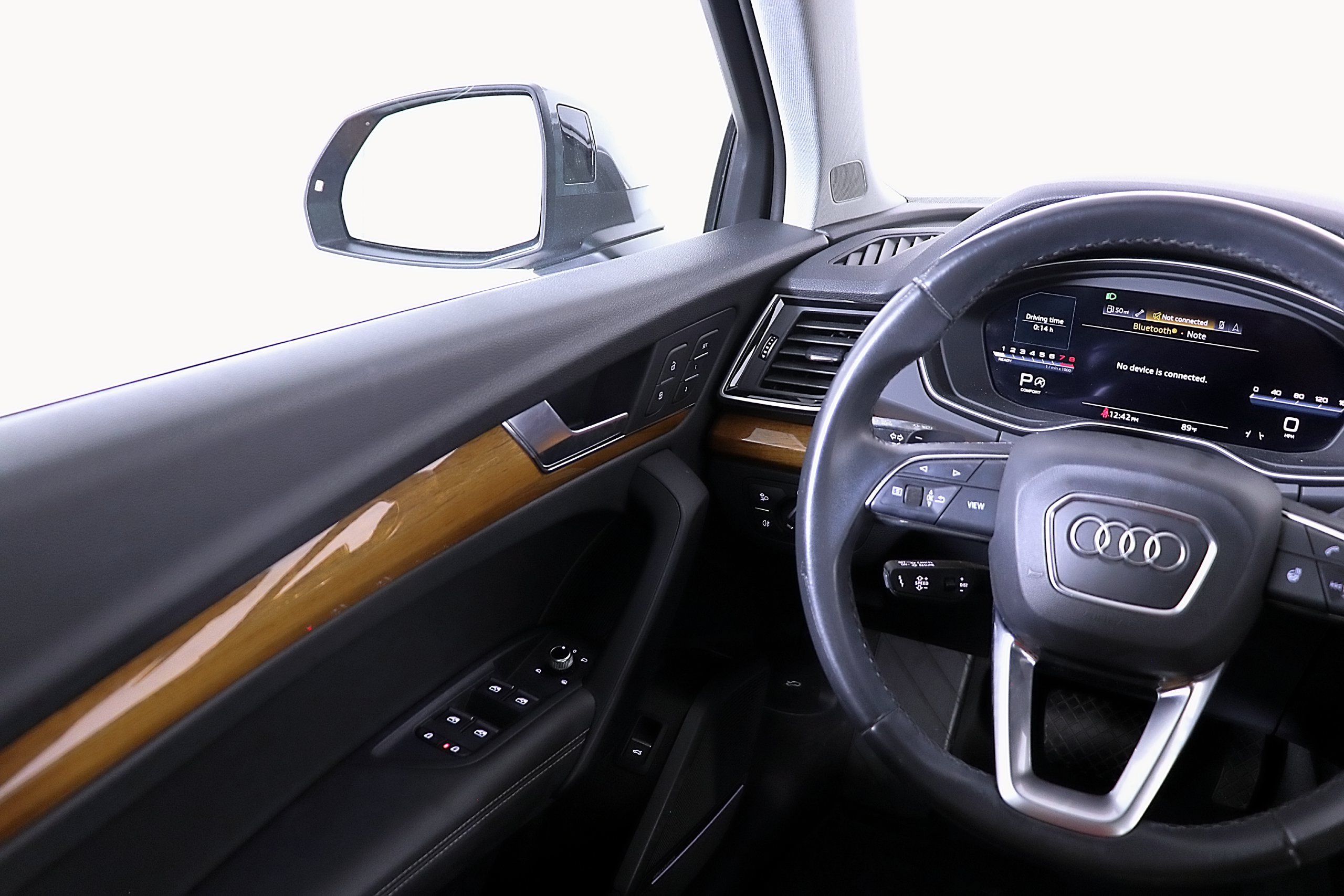 Used 2023 Audi Q5 2.0T Premium Plus w/ Premium Plus Package AWD/4WD image 17