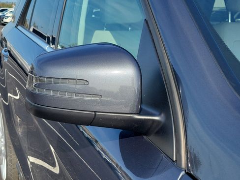 Used 2015 Mercedes-Benz ML 350 4MATIC image 9