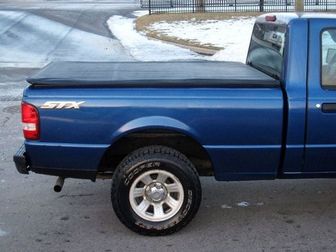Used 2007 Ford Ranger STX image 11