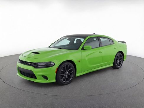 Used 2019 Dodge Charger R/T w/ Plus Group image 2