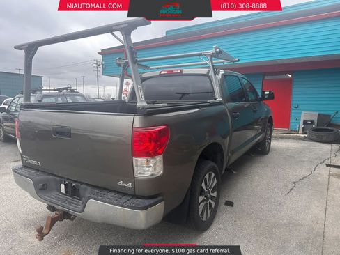 Used 2013 Toyota Tundra 4x4 CrewMax w/ Tow Pkg image 5