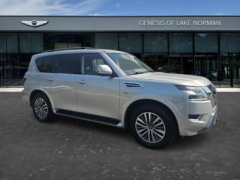 Used 2022 Nissan Armada SL AWD/4WD image 3