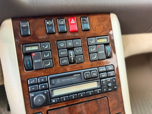 Used 1995 Mercedes-Benz S 500 Sedan image 13