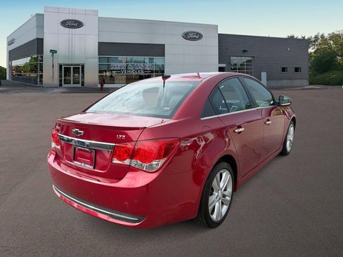 Used 2014 Chevrolet Cruze LTZ w/ Sun, Sound and Sport Package FWD image 9