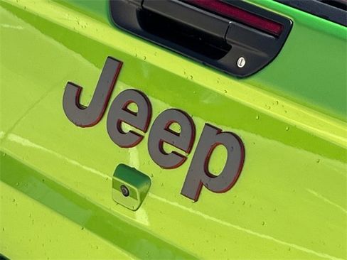 New 2025 Jeep Gladiator Rubicon w/ Convenience Group image 9