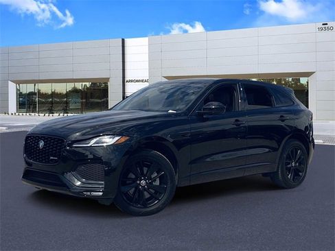Used 2025 Jaguar F-PACE R-Dynamic S image 1
