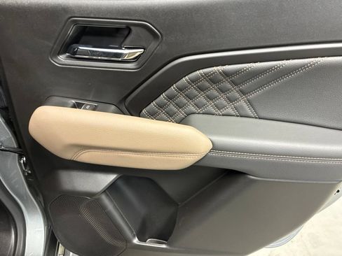 New 2026 GMC Canyon Denali AWD/4WD image 15