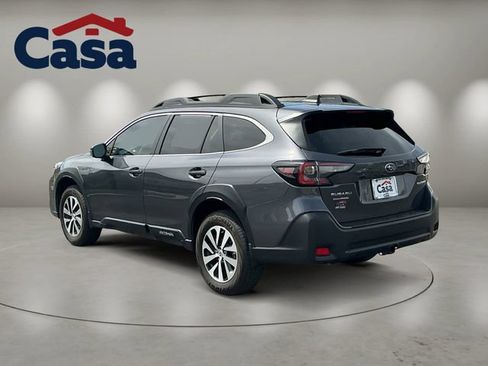 Used 2025 Subaru Outback Premium AWD/4WD image 3