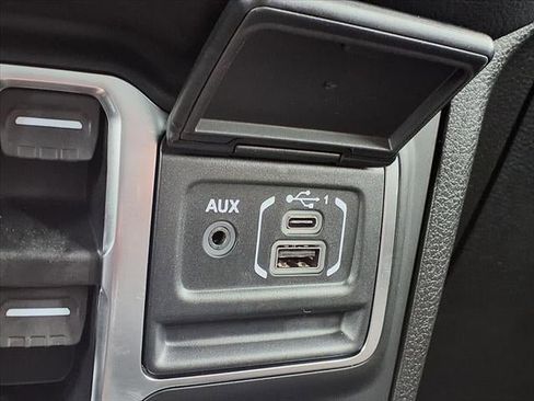 New 2026 Jeep Gladiator Mojave w/ Steel Bumper Group image 40