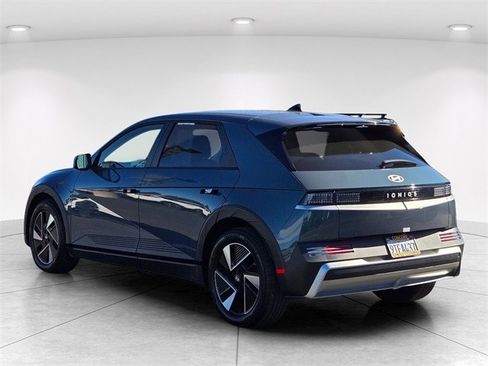 Certified 2025 Hyundai Ioniq 5 SE image 5