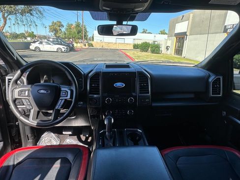 Used 2019 Ford F150 Lariat image 9
