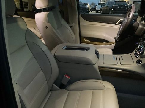 Used 2017 GMC Yukon Denali w/ Open Road Package image 27