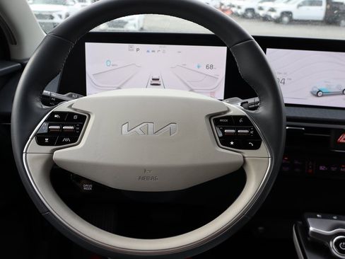 Used 2022 Kia EV6 Wind image 5